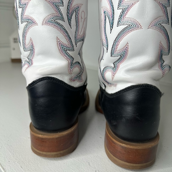 Justin Women’s 6B Black & White Western Cowboy Embroidered Boots Handcrafted USA - Picture 7 of 10